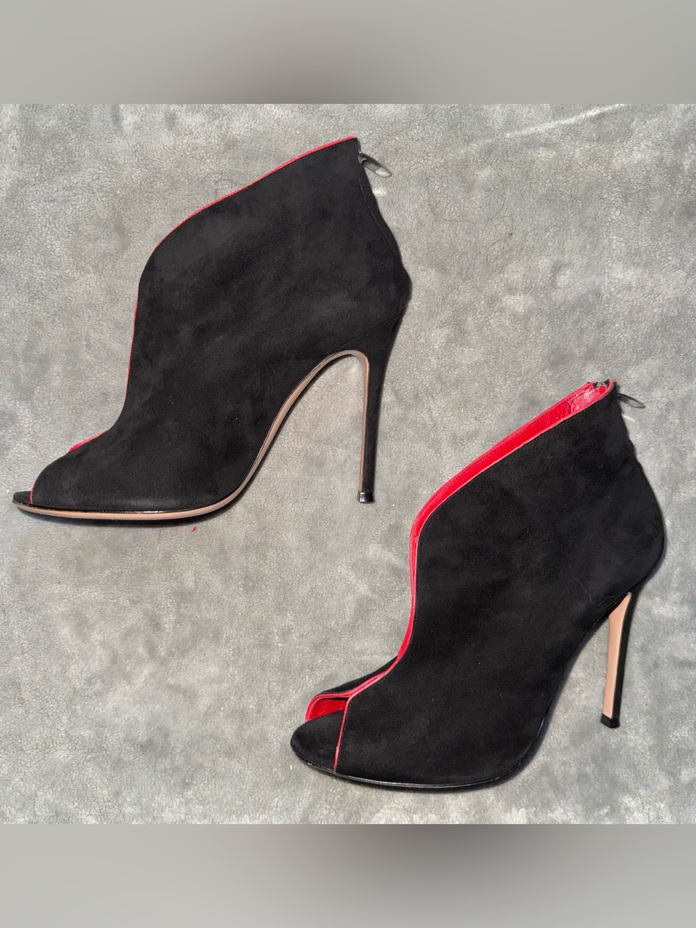 Gianvito Rossi Suede Vamp Peep-Toe Booties | Black & Red | EUC | Size EU 37 US 7 - Picture 5 of 16